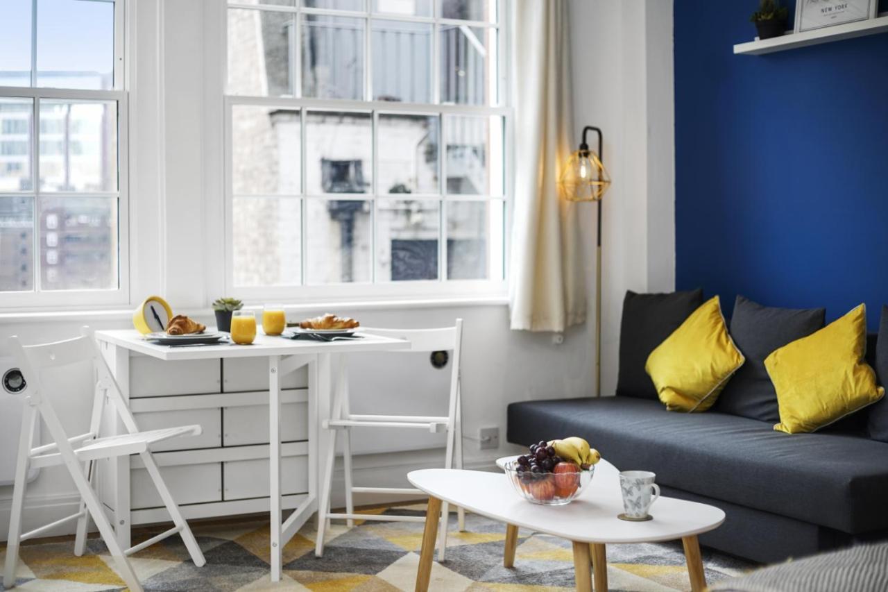 Studio Apartment By Homely Stays London Exterior photo